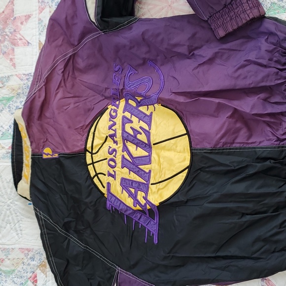 Vintage 1990's LA Lakers Nylon Jacket Pro Layer by Daniel Young L - Picture 2 of 8